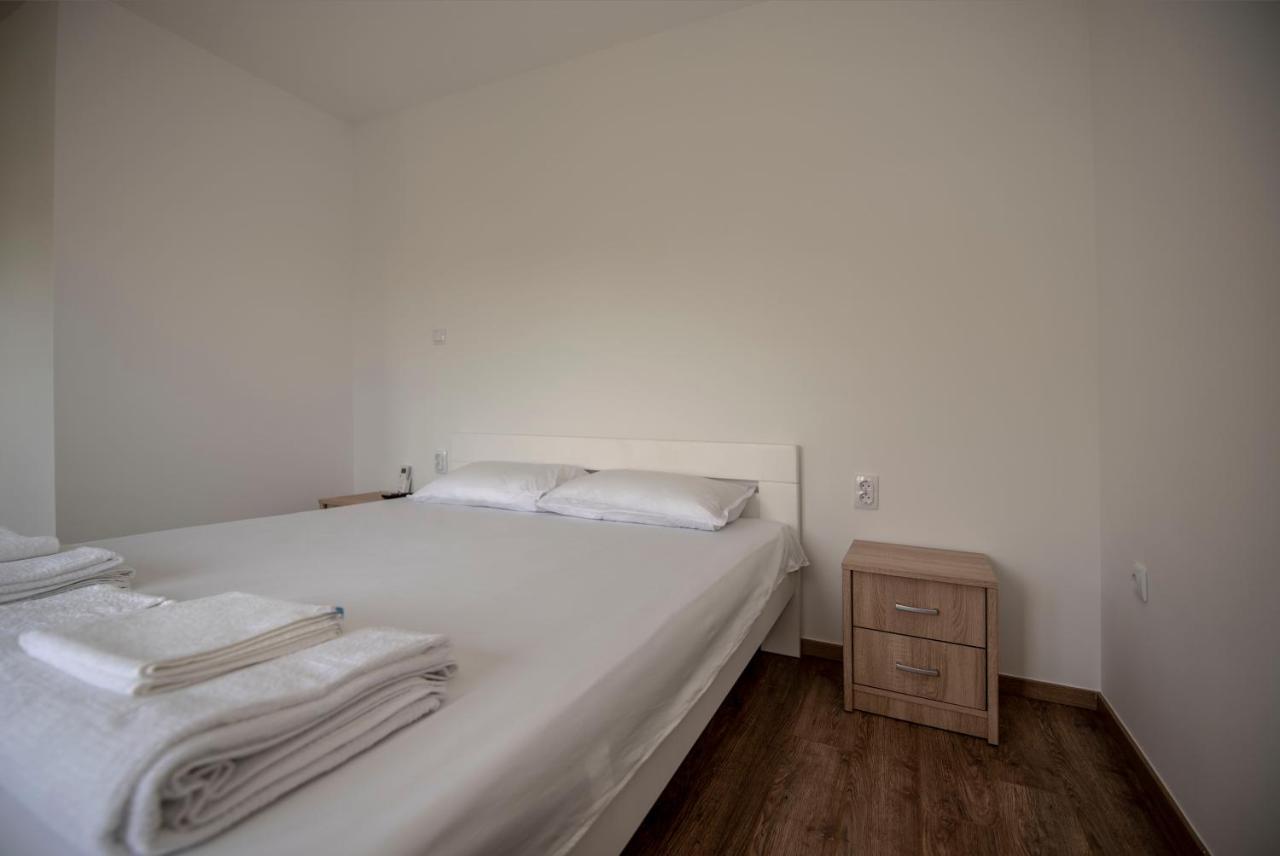 טרביניה Apartman Arijana מראה חיצוני תמונה