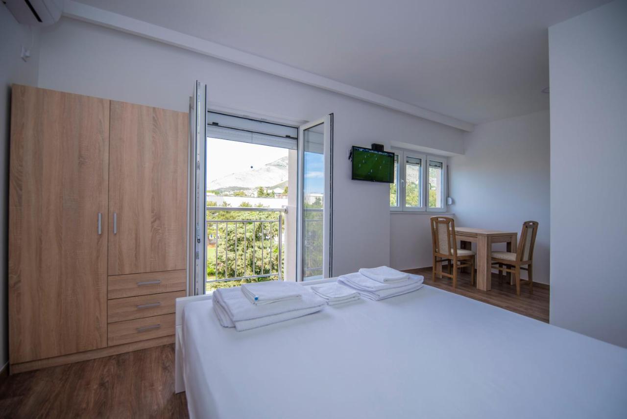 טרביניה Apartman Arijana מראה חיצוני תמונה